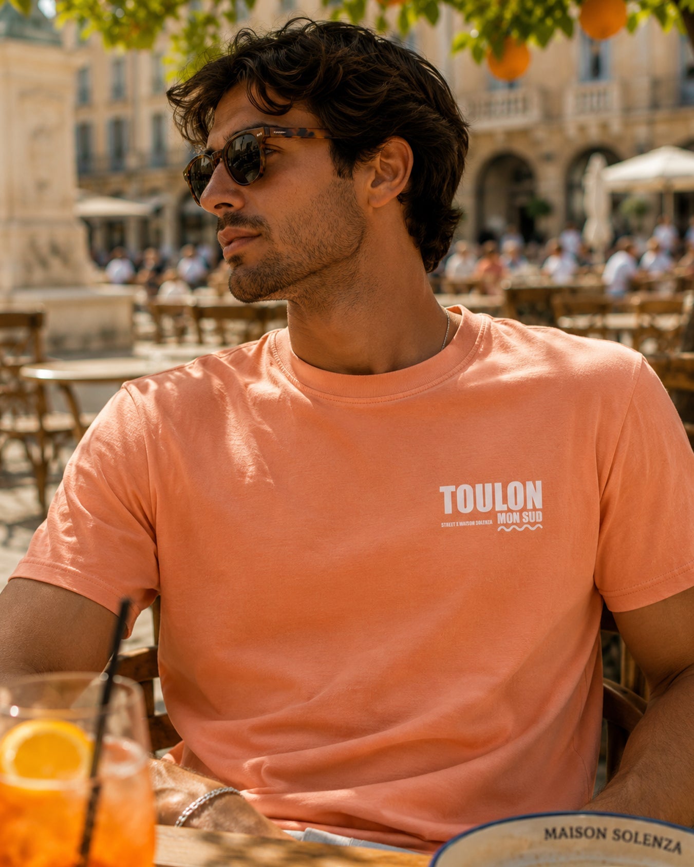 T-SHIRT
